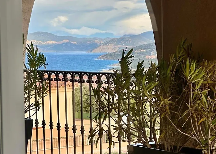 Vue - Ile Rousse, Corse